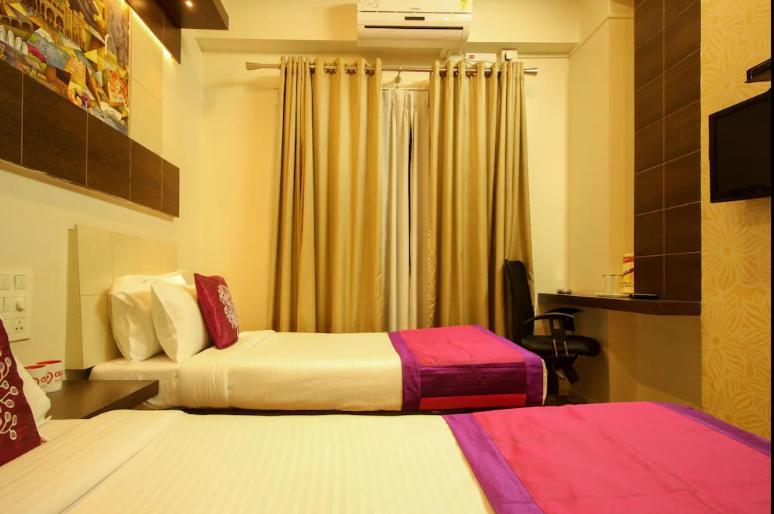 Hotel Sandalwood Inn بنغالور المظهر الخارجي الصورة